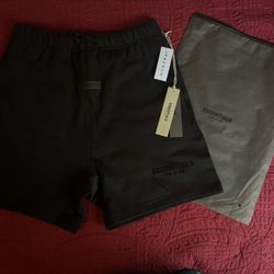 Essential Shorts