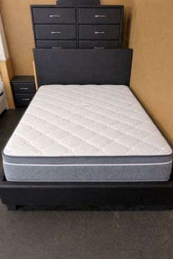Queen Bedroom Set - JUST $699!