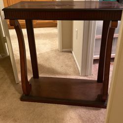 Bombay Company Console Table 