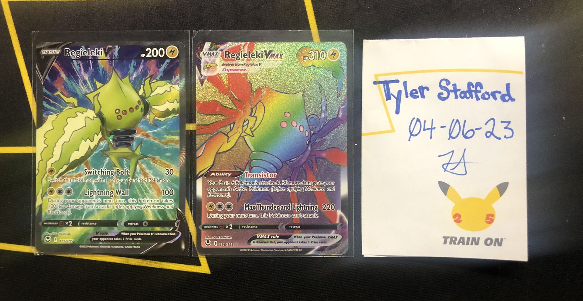 Pokémon Trading Cards Regieleki V(Full Art) & VMAX(secret Rare