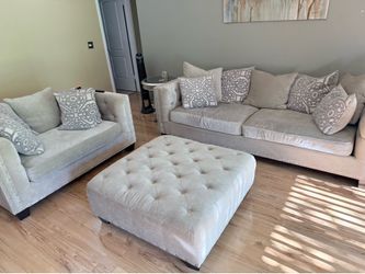 Carson Pirie Scott sofa set 4 piece