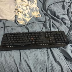 Onn Keyboard With Mouse LED Light When Plugged In