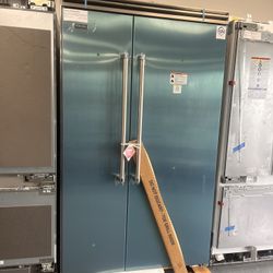 Big Discount Viking, amazing deal for the Viking refrigerator Viking - Professional 5 Series Quiet Cool 29.1 Cu. Ft. Side-by-Side Built-In Refrigerato