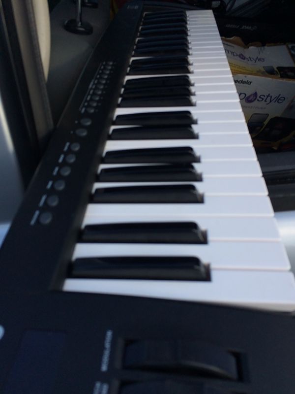 MIDI Keyboard for Recording Studio or Live Play