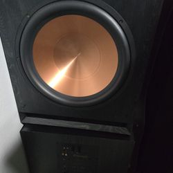Make a reasonable offer 2 of these Klipsch SPL-150SW 15 Inch Powered Subwoofers pls read description