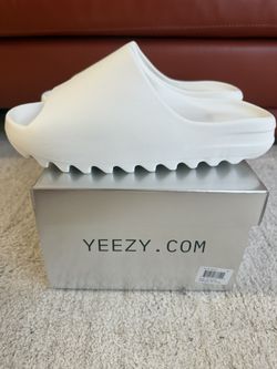 ys-01 yeezy slides white size 10 new