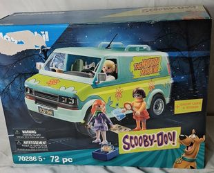 Playmobil Scooby-Doo Mystery Machine Van Set 70286 w/ Figures 72 pc Accessories
