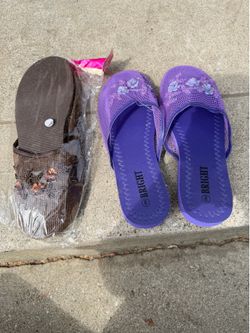 Stylish and cool women's slippers.