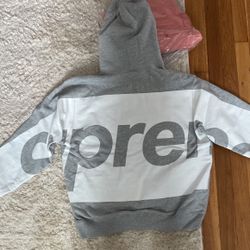 Supreme Big Logo Hoodie, Heather Gray - Size M