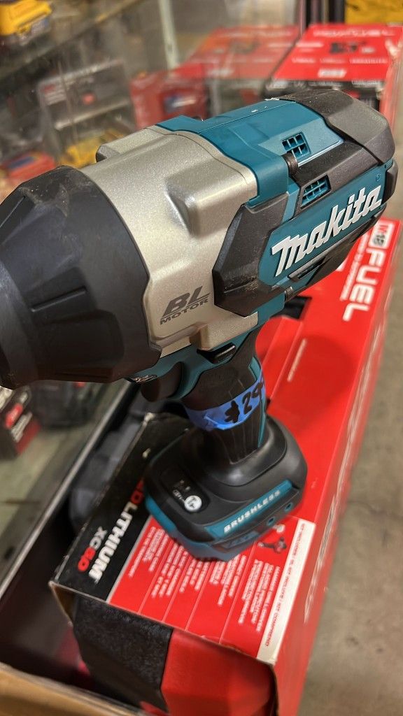 MAKITA 18V XLT CORDLESS BRUSHLESS 1/2 HIGH TORQUE IMPACT WRENCH TOOL ONLY NEW