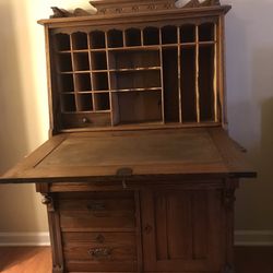 Unique Antique Desk With Cubbyholes Galore