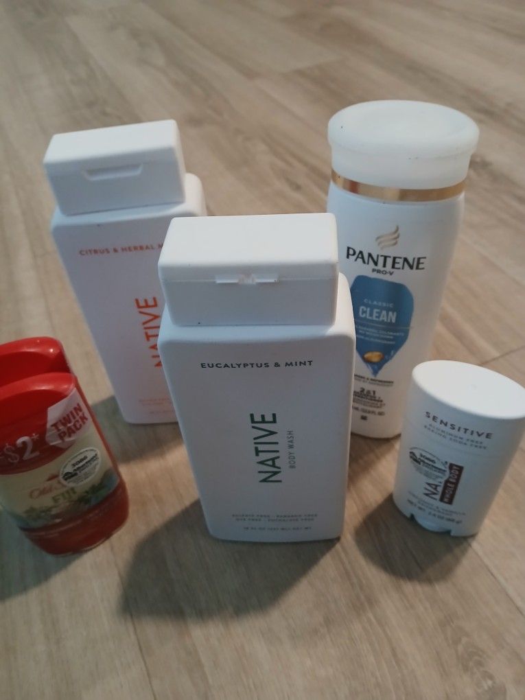 Native Bodywash , Deodorant, Oldspice Deodorant And Pantene Shampoo & Conditioner Bundle