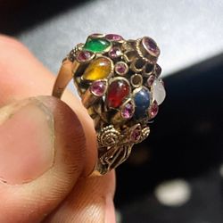 Vintage 18k Ring Gold Multi Gemstone Thai Princess