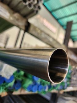 304 Stainless Steel Round Tubes 1½"