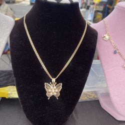 Cadena Con Dije Mariposa En Oro Laminado 
