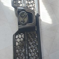 Old Subaru Grill 