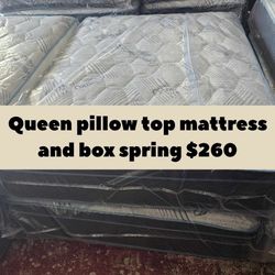 Queen Pillow Top Mattress And Box Spring 