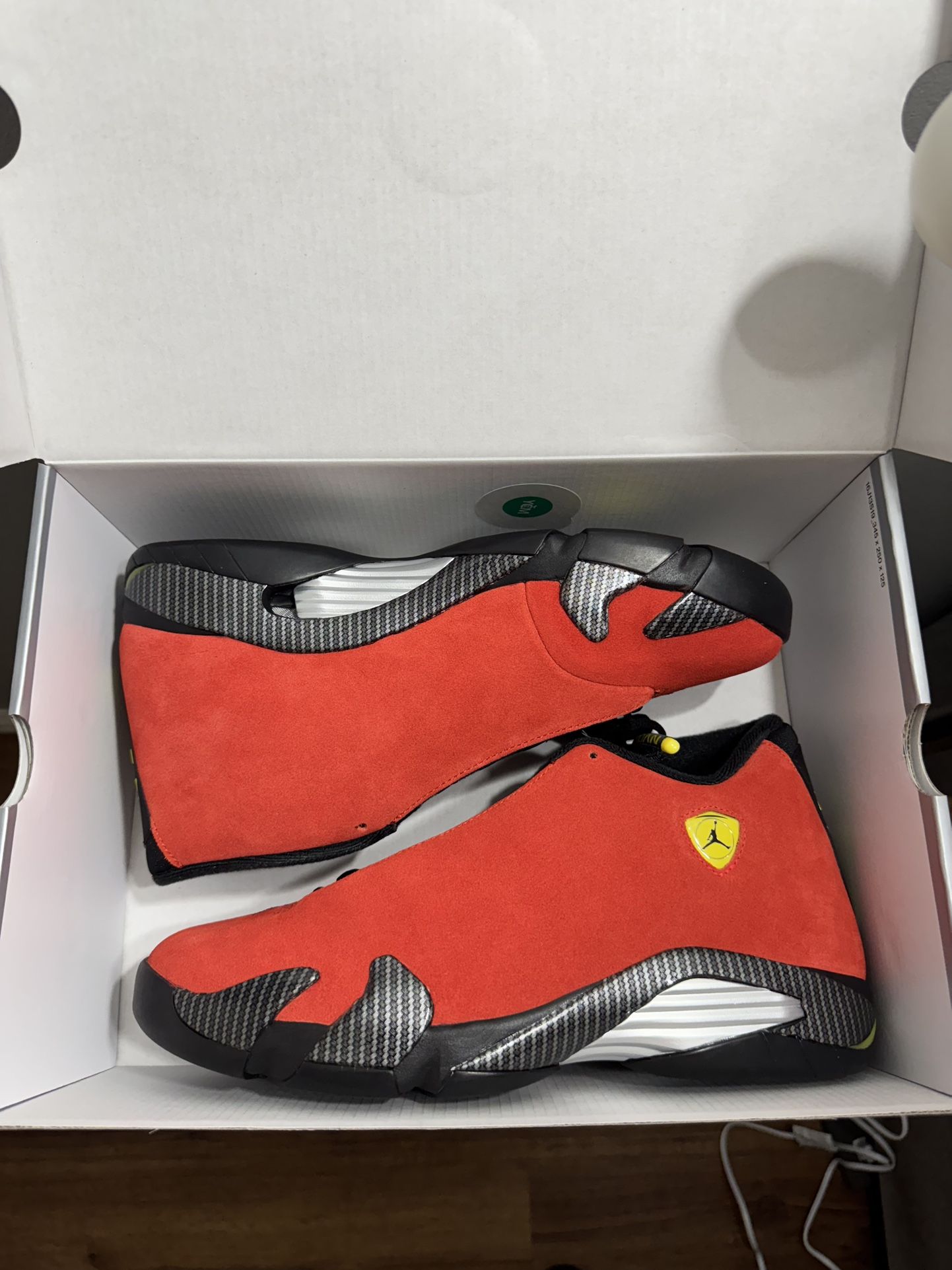 Jordan 14 Retro Ferrari 🐎