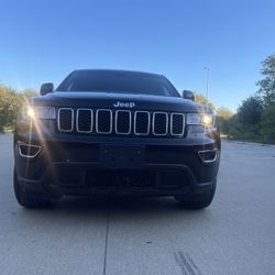 2021 Grand Cherokee Laredo