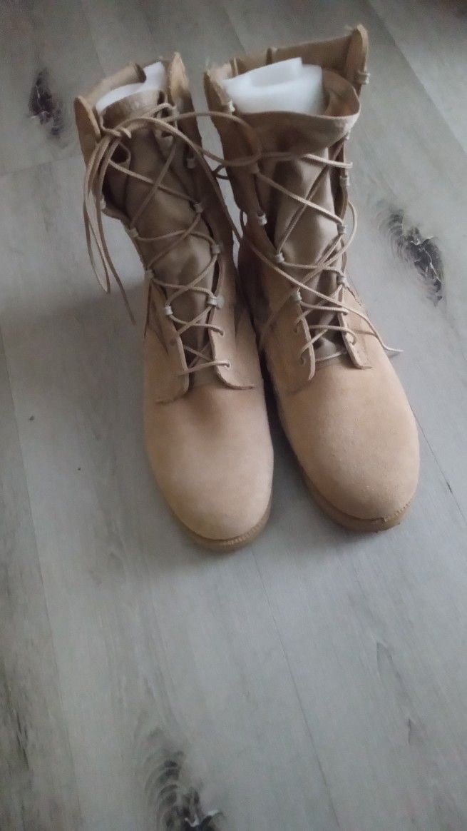 "NEW" Men's Tactical Combat Boots - 9.5
