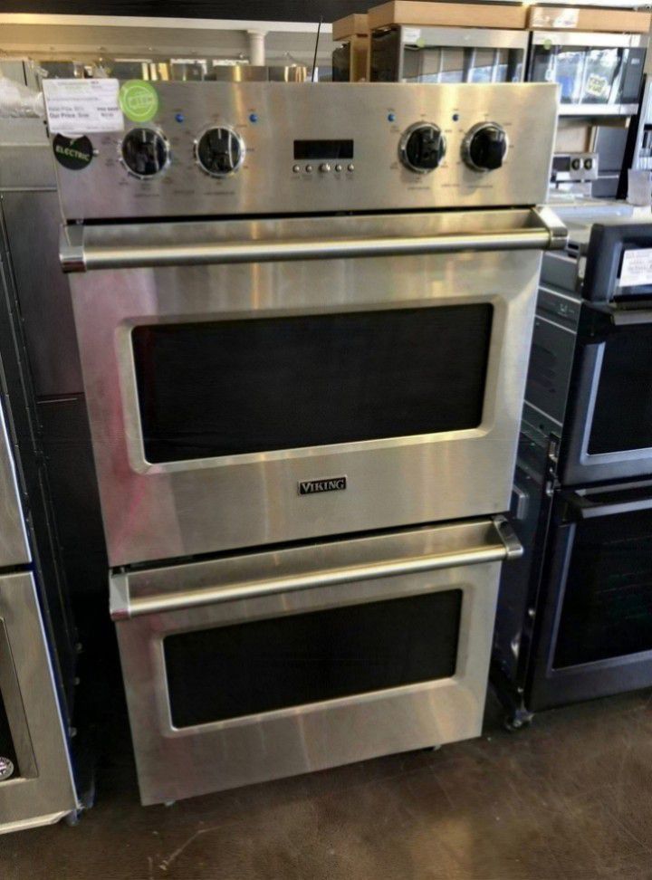 Viking Double Wall Oven