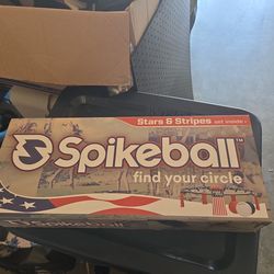 Spikeball game