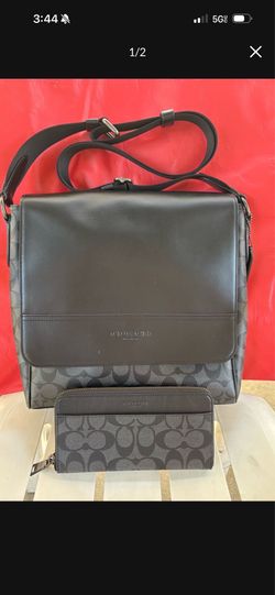 Coach Black and Gray Men's Shoulder Bag (Brand New ) Coach continental large size matching wallet NWT pick up in Pico Rivera