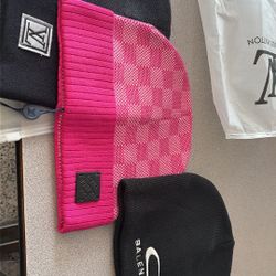 Lv Beanies , Balenciga Beanies 