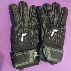 Reusch Attrakt Freegel Infinity Finger Support