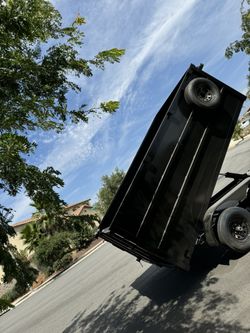 DUMP TRAILERS
