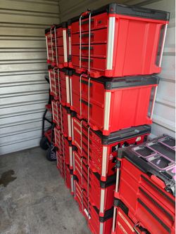 13 Packout  and dolly