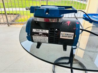 Airbrush compressor