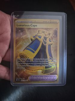 Luxurious Cape