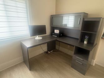 Desk-L shape