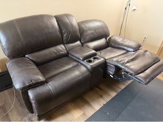 Power Reclining Loveseat with Console – Genuine Leather – $250 OBO