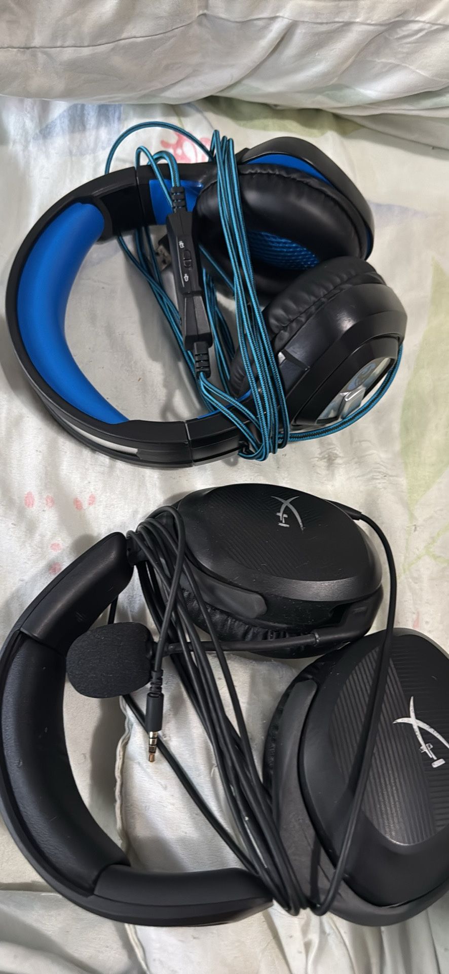 2 Pair of Gaming Headphones 
