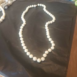 Vintage Plastic Carved Roses Necklace 