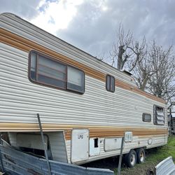 36’ Alfa Gold-5th Wheel Travel Trailer 