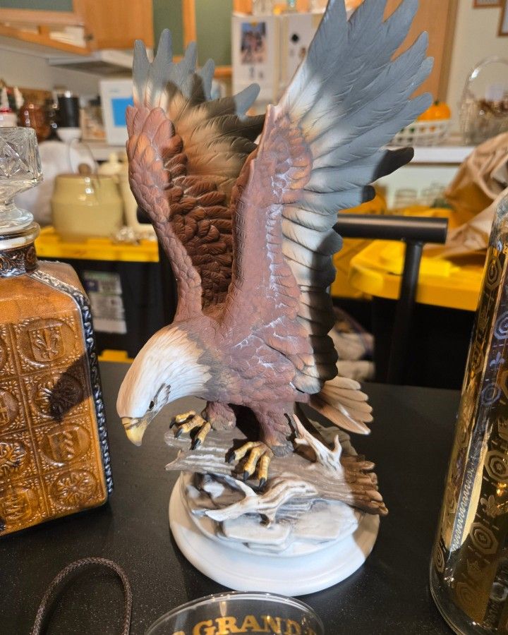 1986 Masterpiece Porcelain Bald Eagle