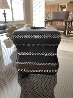 Napkin holder
