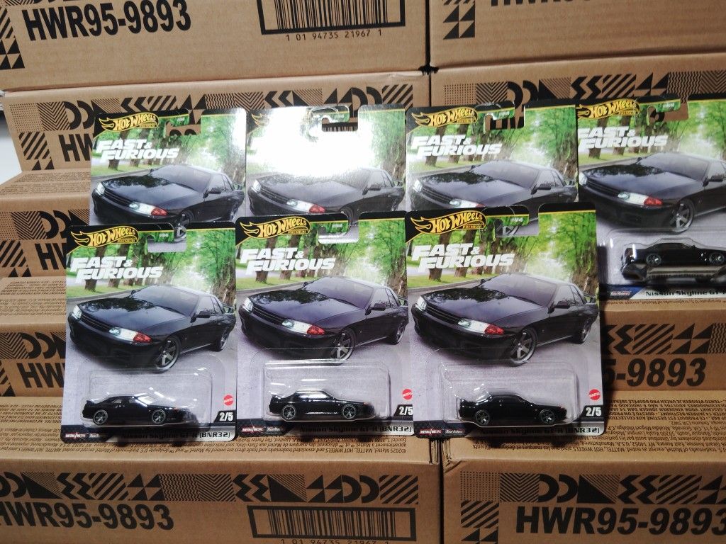 Hot Wheels Premium Nissan Skyline R32