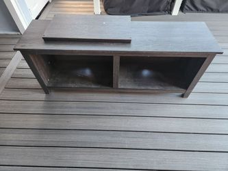 Tv stand