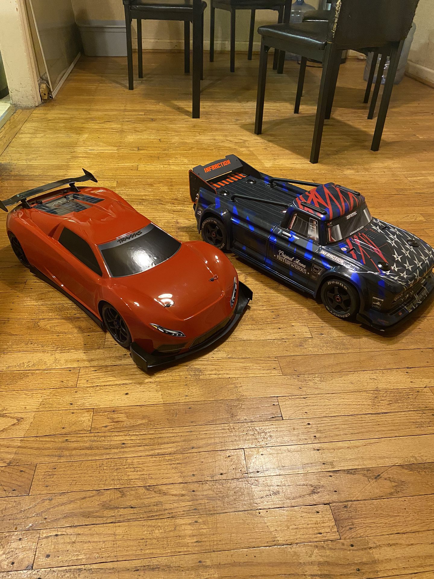 Traxxas Xo1 And Infraction  1/7 Scale  