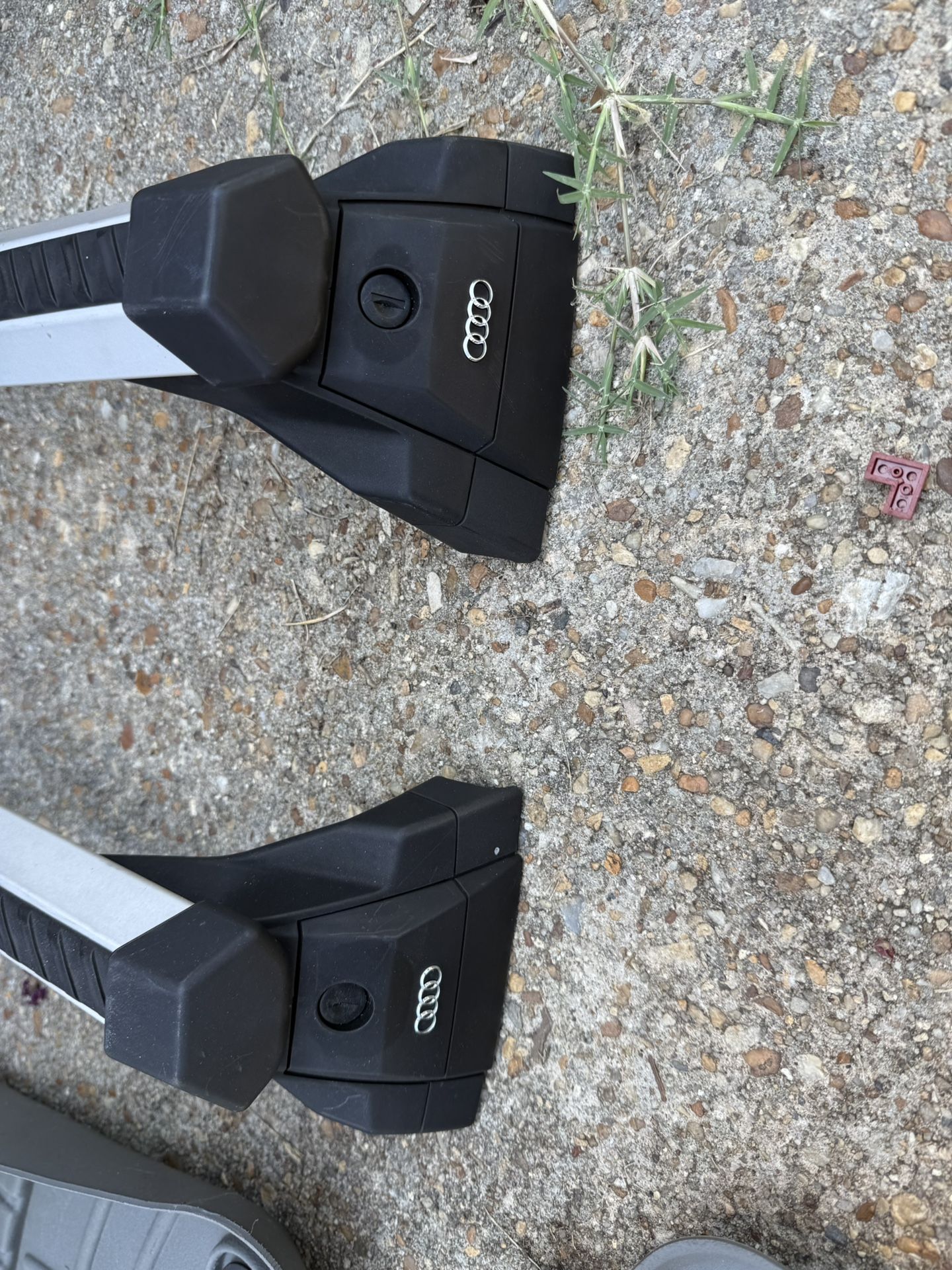 Audi Q7 2017 Roof Rack And Weather Tech  