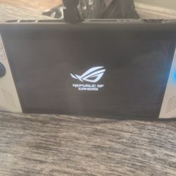 Rog Ally Z1E