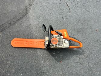 Stihl MS210 Chainsaw