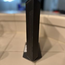 Refurbished - Netgear AC1900  Wifi Cable Modem Router