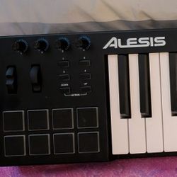 Alesis v49 Midi Keyboard / MIDI pad Controller