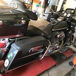 2005 Harley Davidson FLTRI Roadglide  1450cTw cam engine  