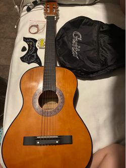 Huntington Classical Acoustic Guitar Bundle – Great for Beginners